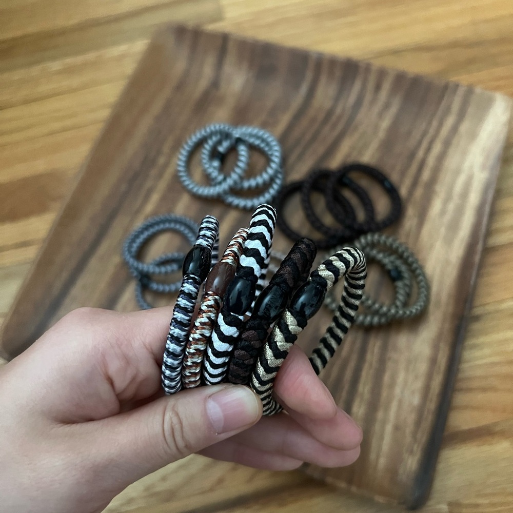 NEW 20 kknekki hair ties